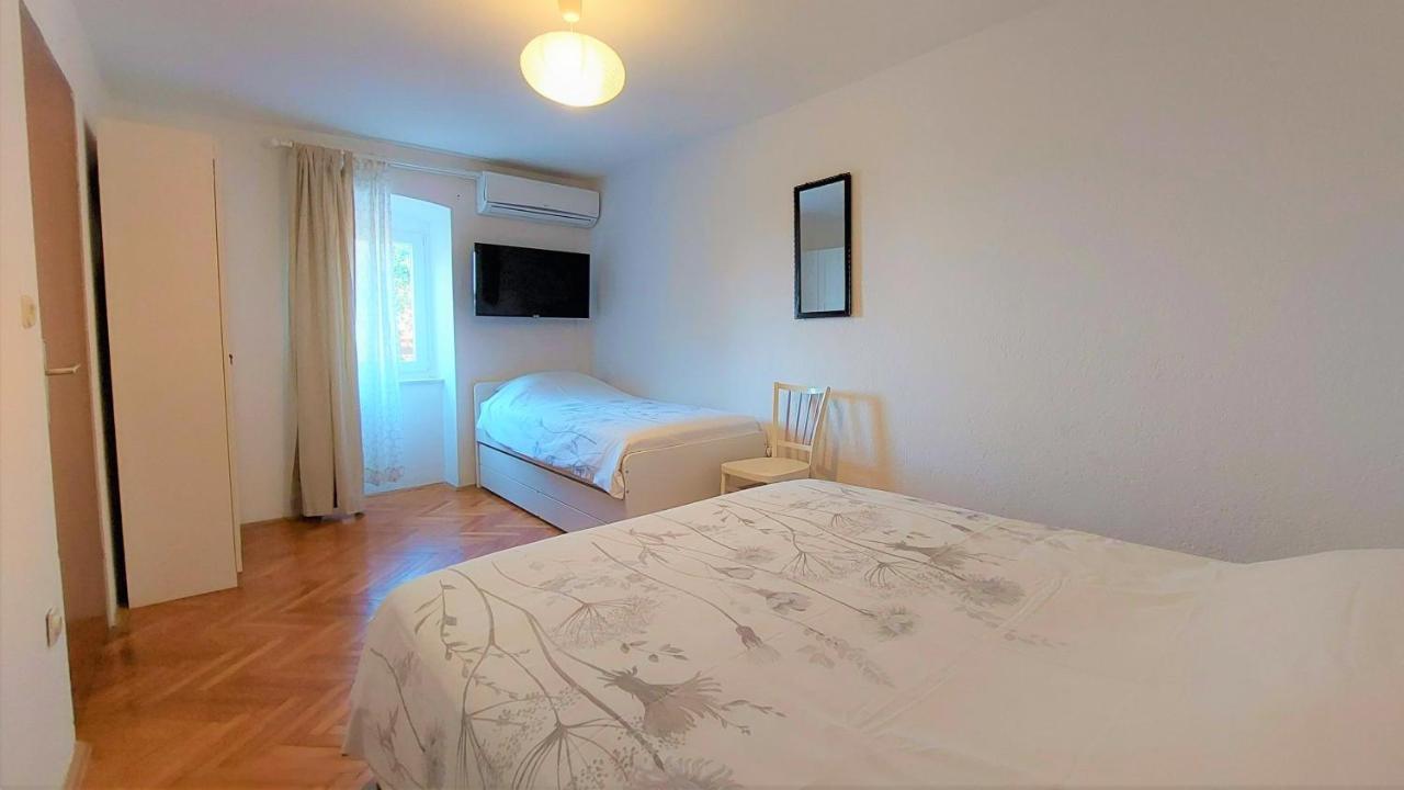 Casa Di Castello Apartment Mali Losinj Exterior photo